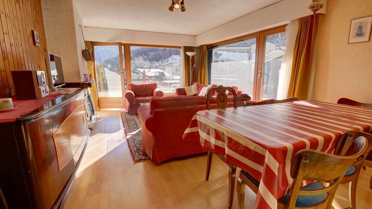 Large 3 bedrooms apartment with terrace, in the centre of Nendaz !