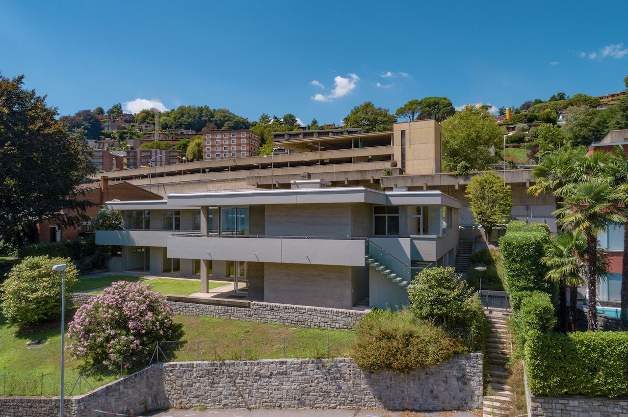 Geräumige, komplett renovierte Villa in der Nähe des Zentrums - Lugano
