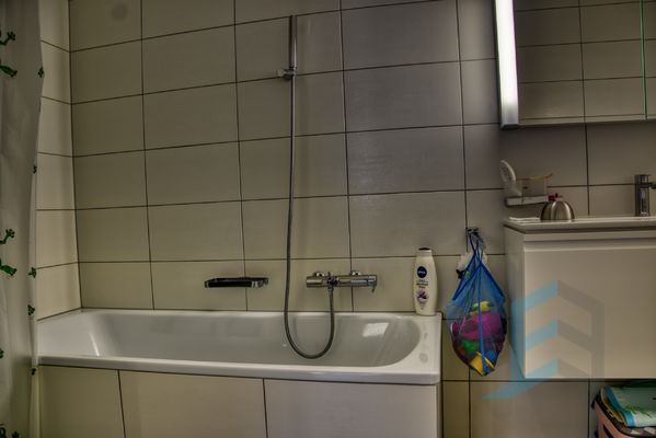Apartment Sierre: Bathroom